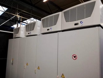 vyčištěné rozvaděčové skříně a klimatizační jednotky