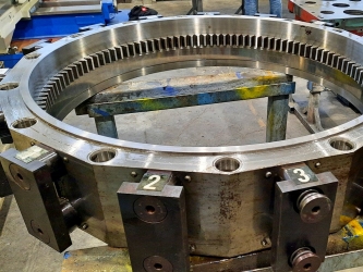 ozubené kolo po chemickém čištění a oplachem suchou párou
