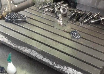 čišění horizontální vyvrtávačky